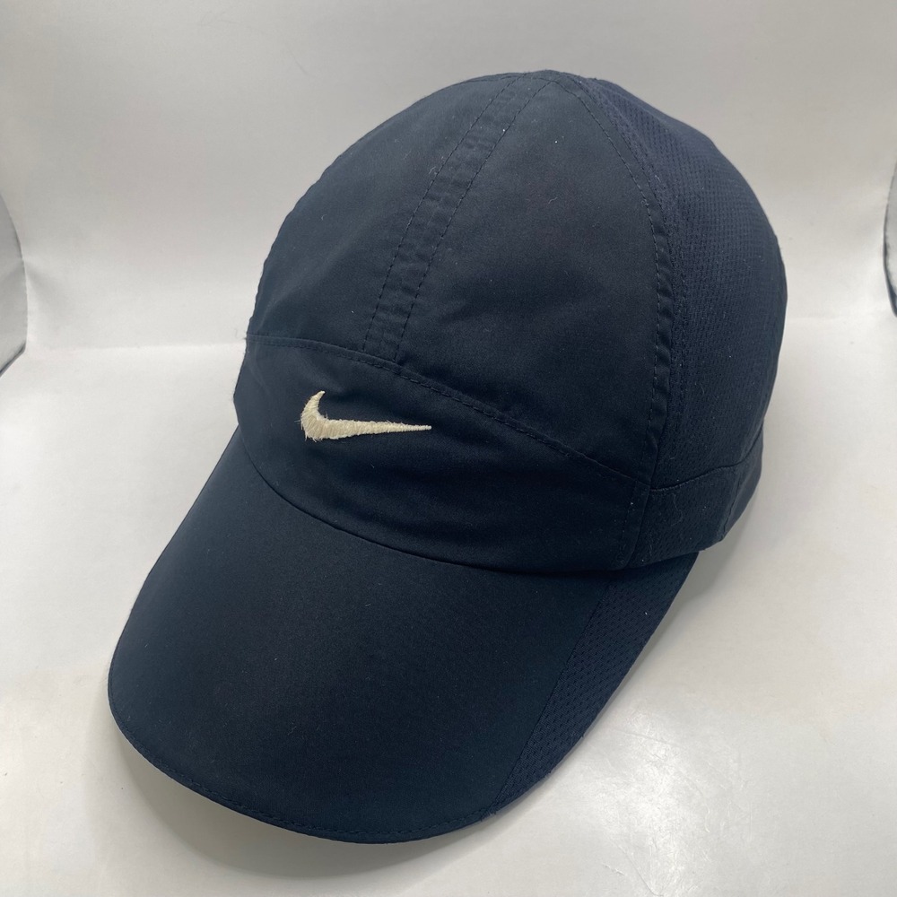 Nike Featherlight Dri-FIT Tailwind Panel Running Hat Men Black Mesh adjustable